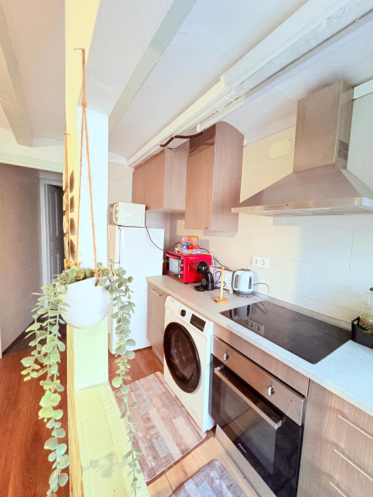 Stunning Flat For 6 People 3 Blocks From The Beach Plus Welcome Breakfast 바르셀로나 외부 사진