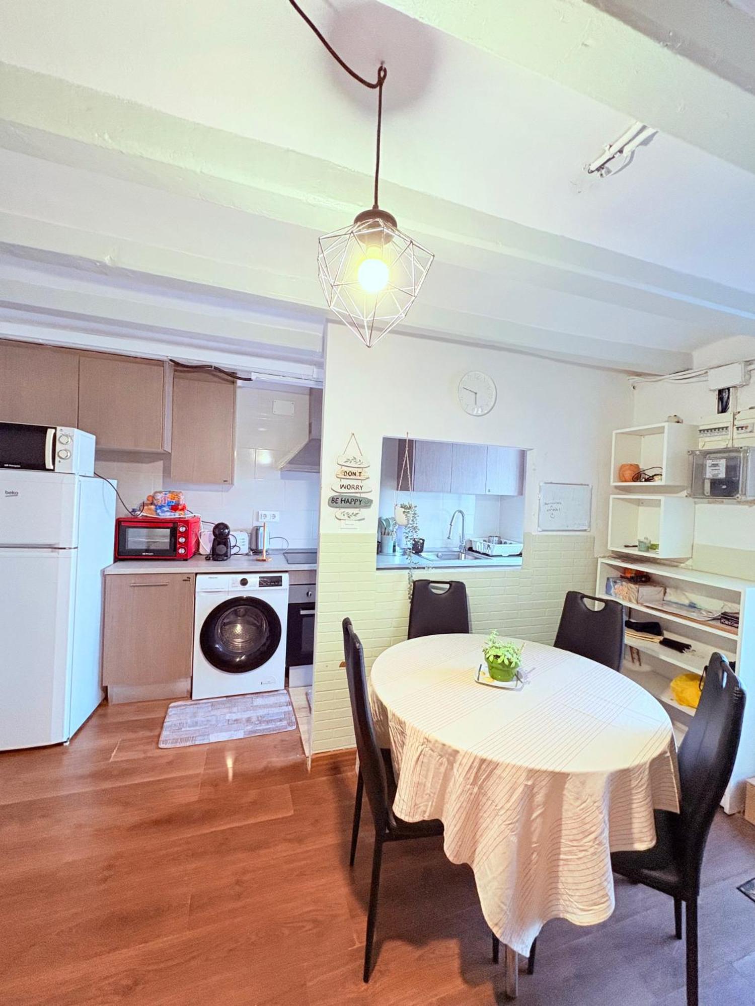 Stunning Flat For 6 People 3 Blocks From The Beach Plus Welcome Breakfast 바르셀로나 외부 사진